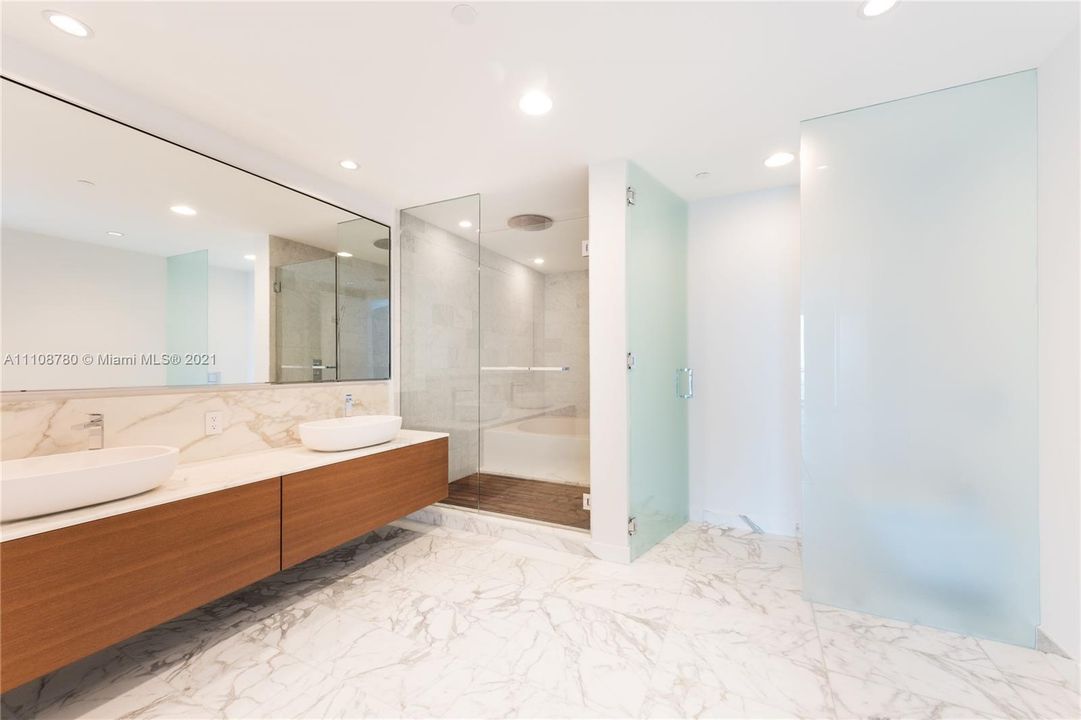 Недавно арендовано: $19,500 (2 спален, 3 ванн, 2233 Квадратных фут)