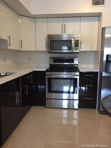 Recently Sold: $190,000 (1 beds, 1 baths, 659 Square Feet)