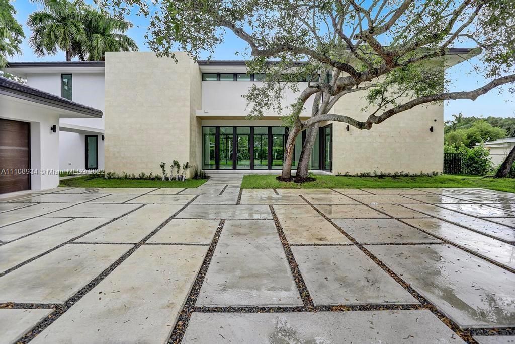 Recently Sold: $7,250,000 (7 beds, 7 baths, 11651 Square Feet)