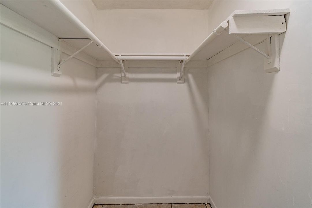 Недавно продано: $550,000 (0 спален, 0 ванн, 2496 Квадратных фут)