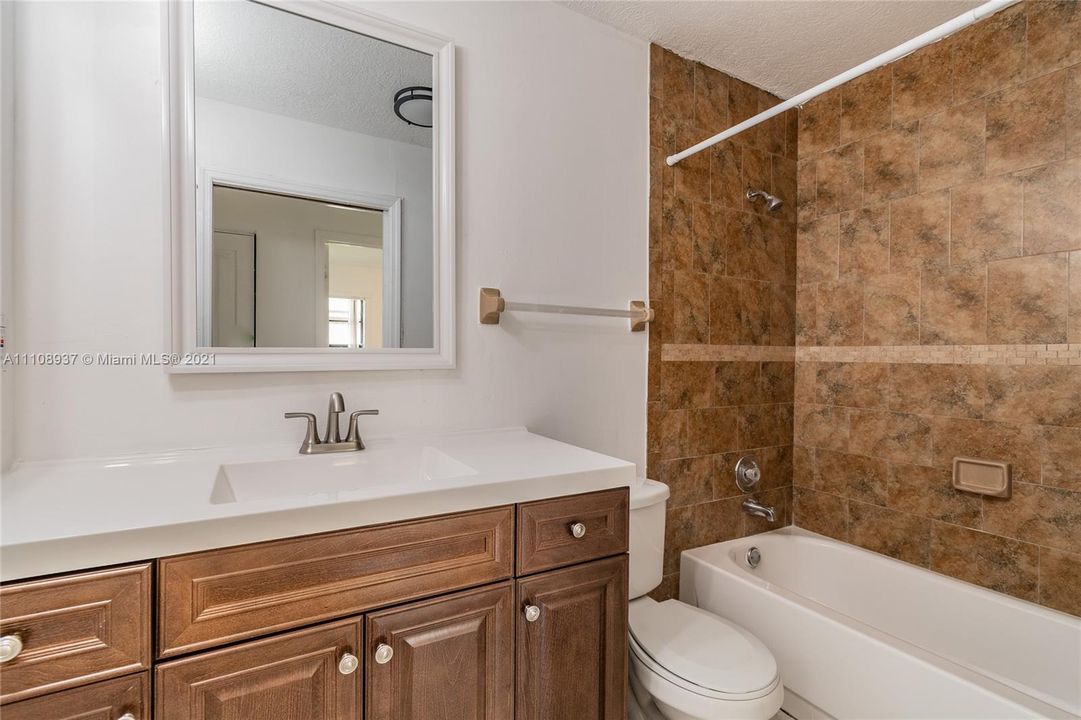 Недавно продано: $550,000 (0 спален, 0 ванн, 2496 Квадратных фут)