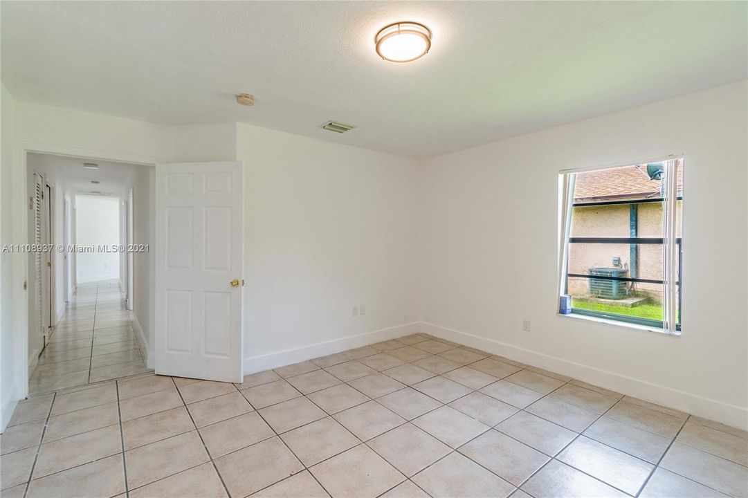 Недавно продано: $550,000 (0 спален, 0 ванн, 2496 Квадратных фут)