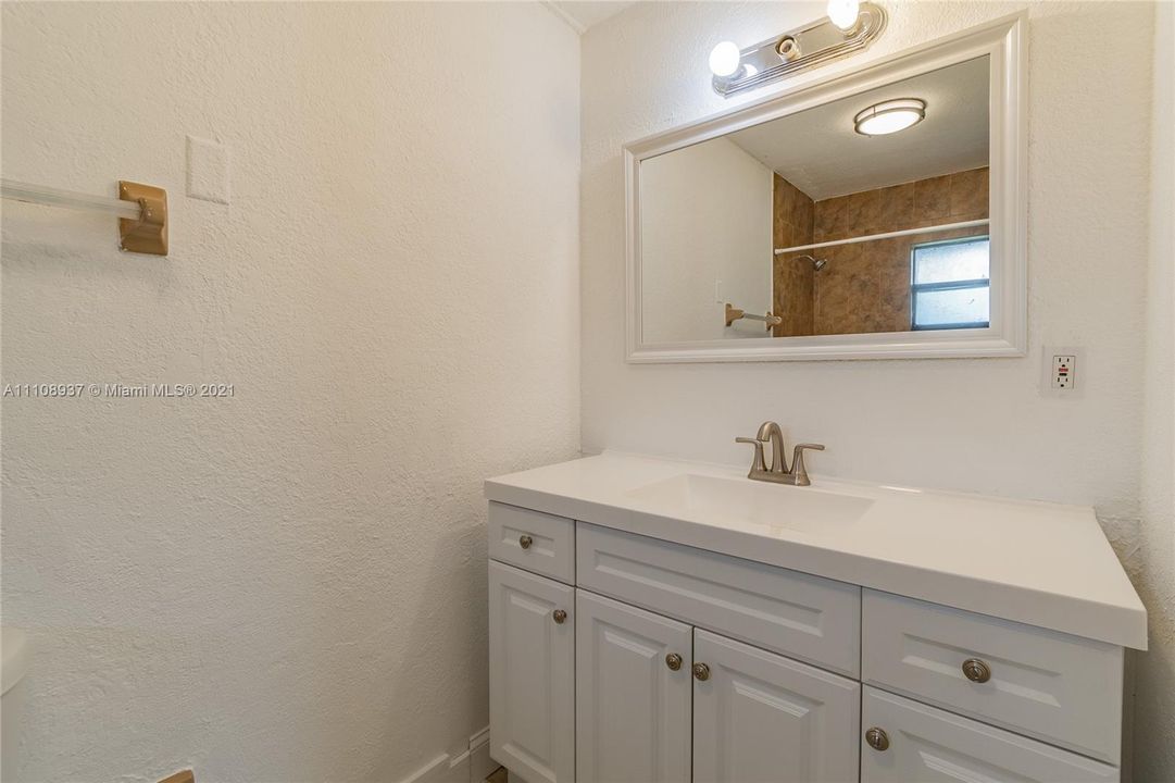 Недавно продано: $550,000 (0 спален, 0 ванн, 2496 Квадратных фут)