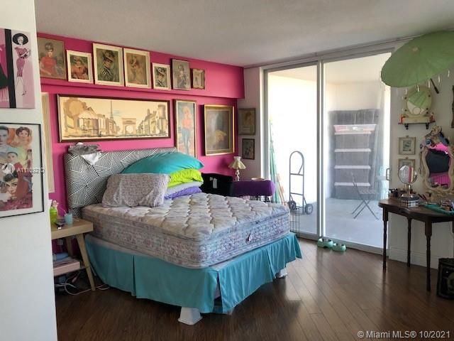 Recently Rented: $1,600 (1 beds, 1 baths, 816 Square Feet)