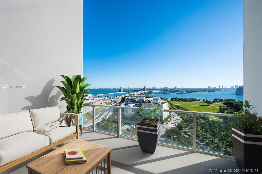 Recently Sold: $1,300,000 (2 beds, 2 baths, 1794 Square Feet)