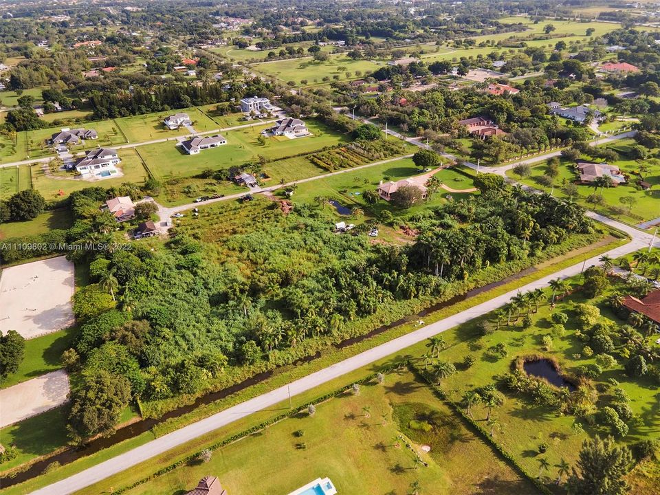 Recently Sold: $4,650,050 (11.00 acres)