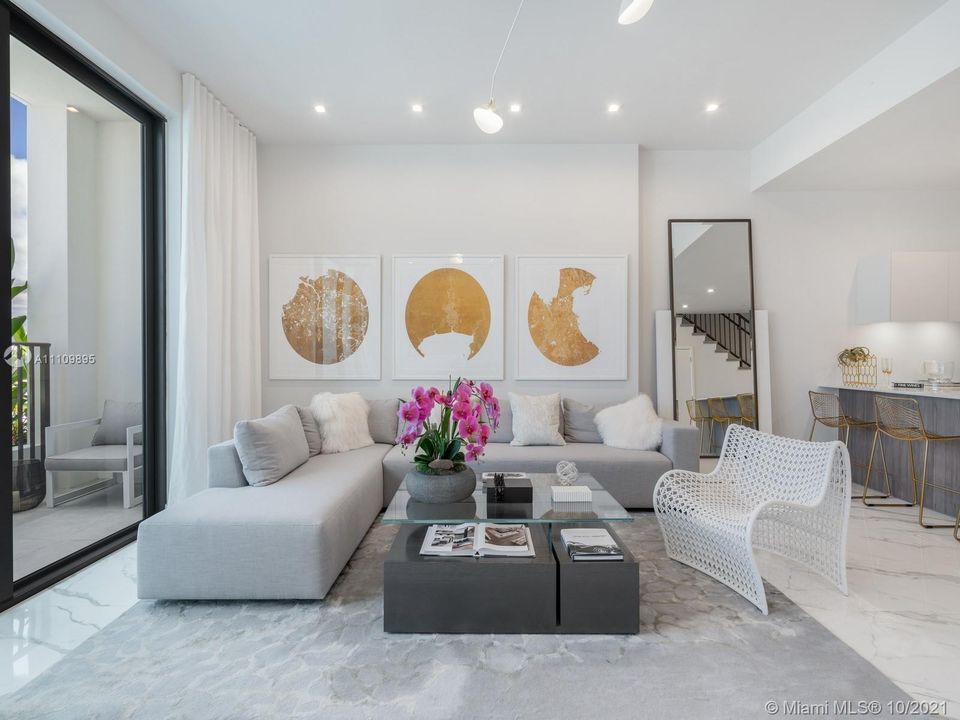Recently Sold: $1,234,000 (2 beds, 2 baths, 1428 Square Feet)