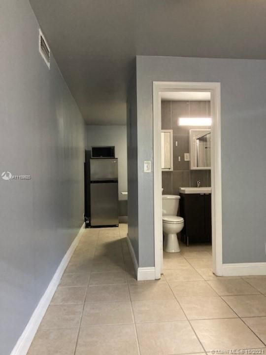 Recently Rented: $985 (0 beds, 1 baths, 7772 Square Feet)