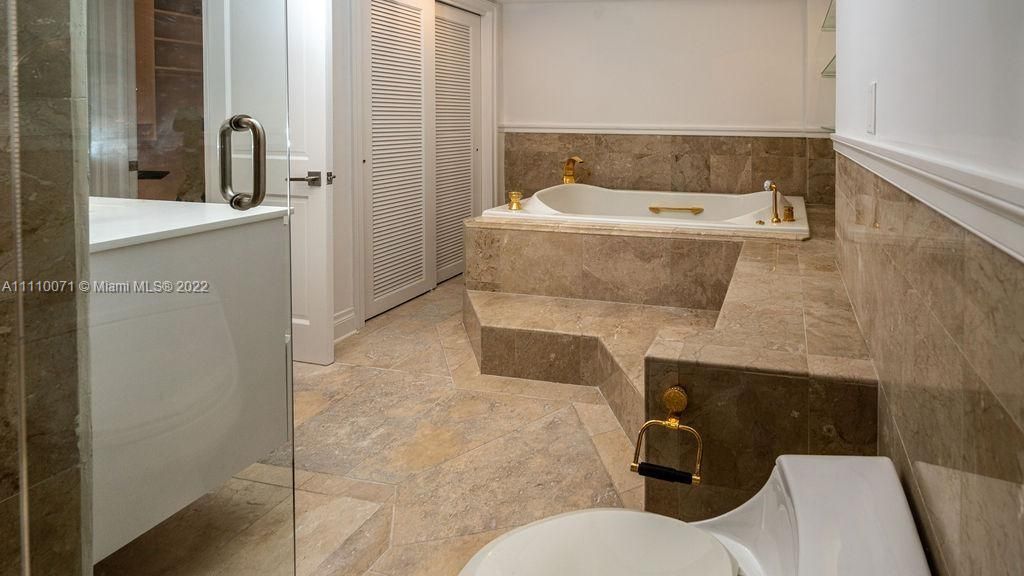 Недавно арендовано: $6,900 (2 спален, 2 ванн, 1260 Квадратных фут)