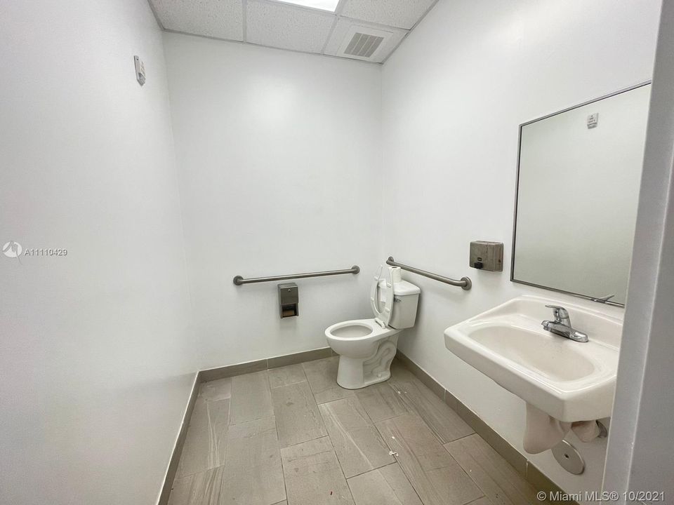 Recently Rented: $2,750 (0 beds, 0 baths, 0 Square Feet)