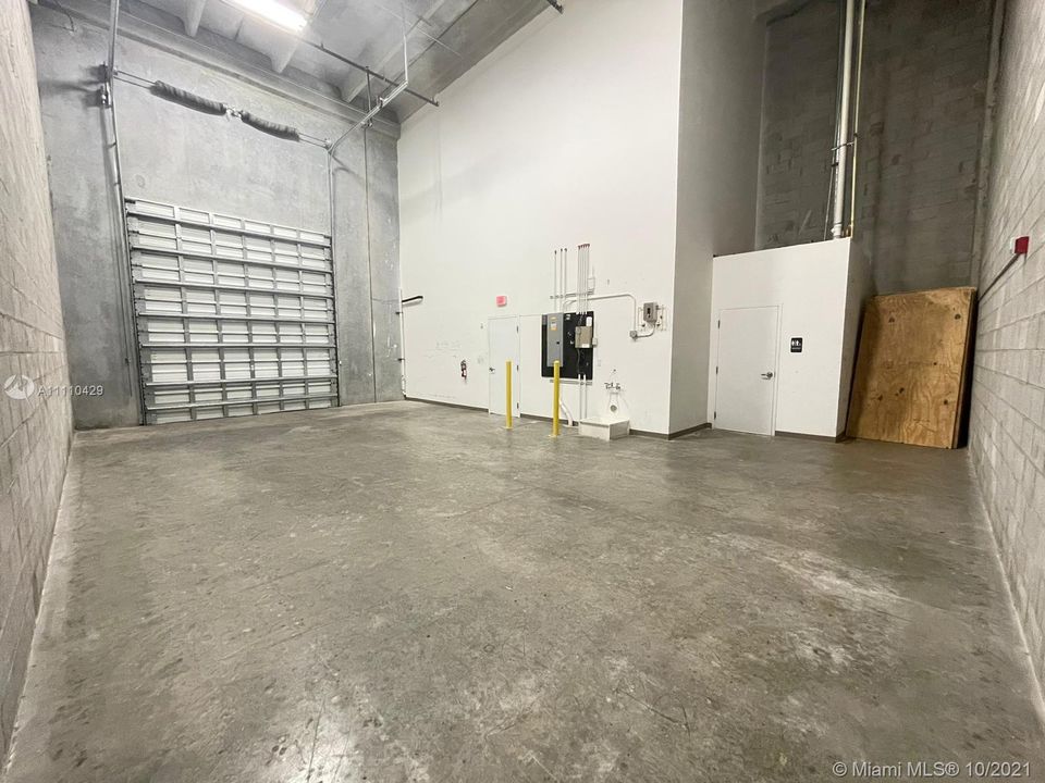 Recently Rented: $2,750 (0 beds, 0 baths, 0 Square Feet)
