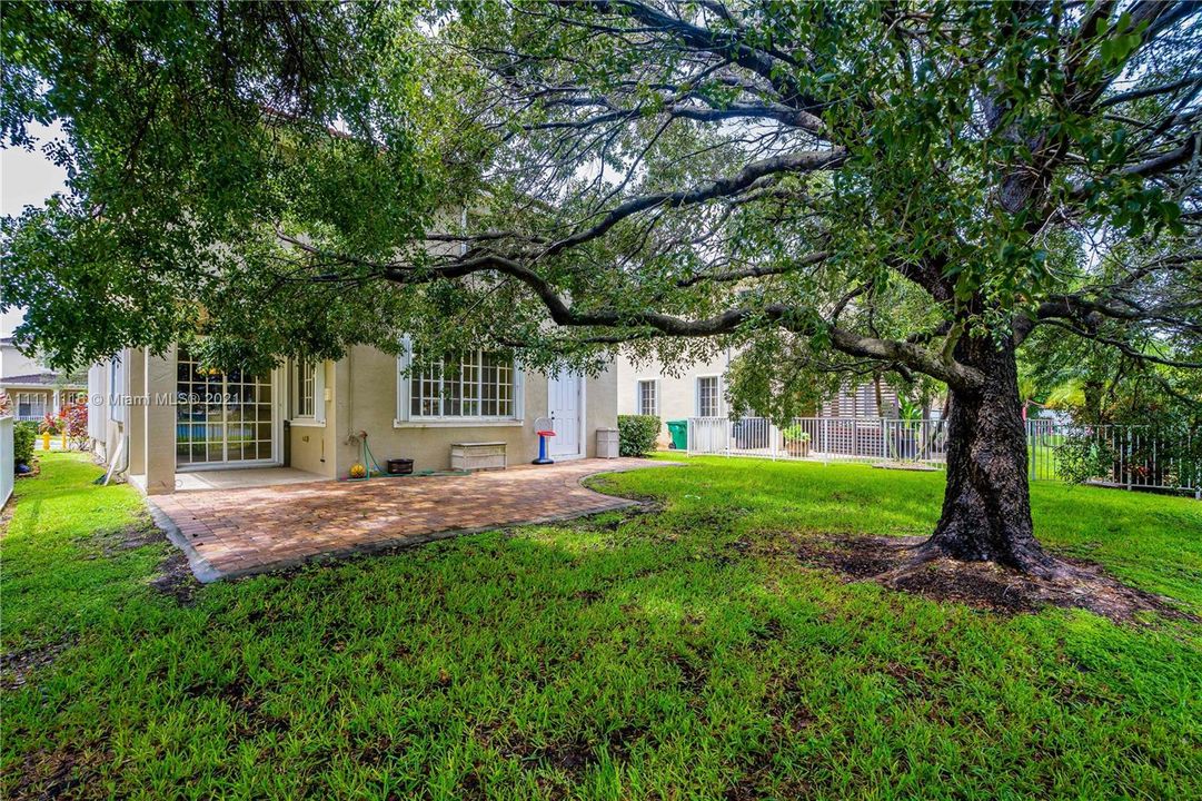 Recently Rented: $3,000 (3 beds, 2 baths, 2641 Square Feet)