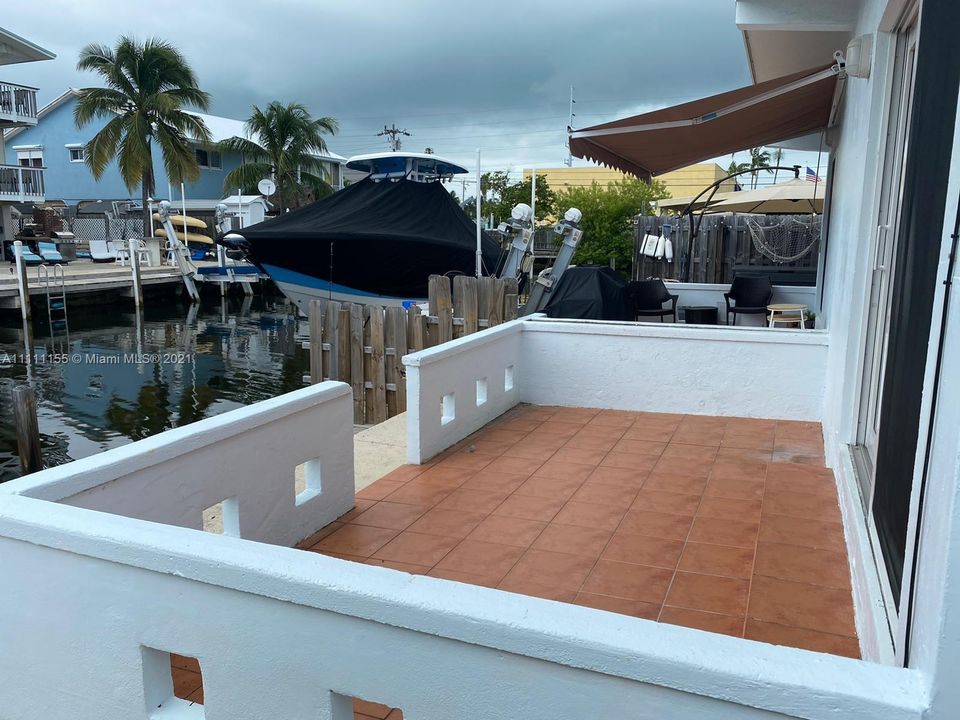 最近租的: $3,500 (2 贝兹, 1 浴室, 1250 平方英尺)