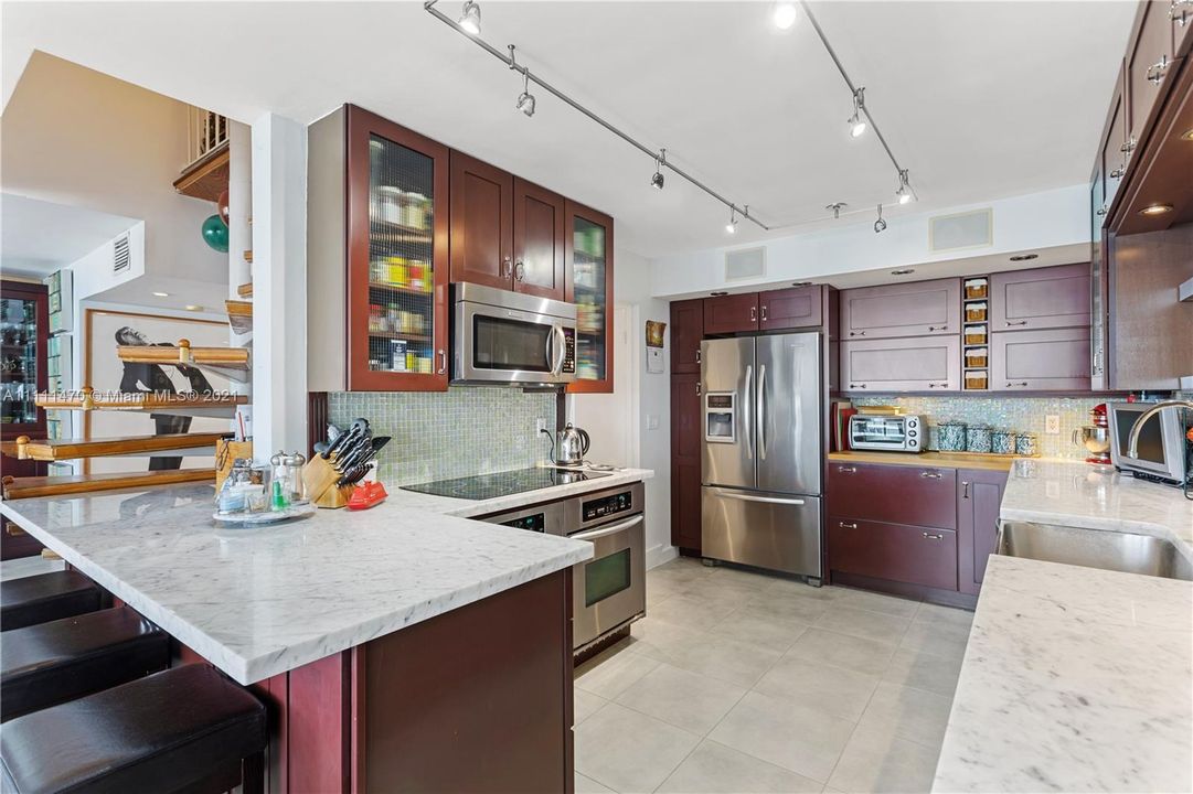 Recently Sold: $539,500 (2 beds, 2 baths, 1640 Square Feet)