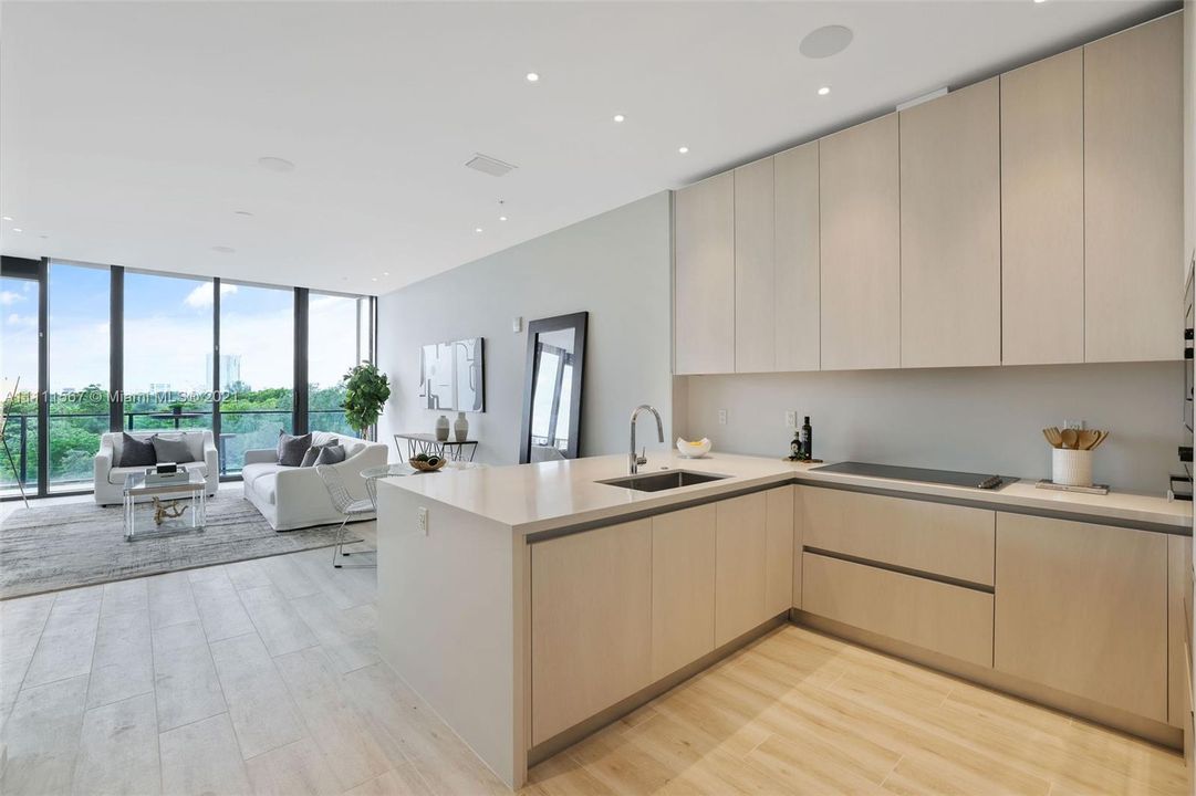 Recently Sold: $850,000 (1 beds, 1 baths, 912 Square Feet)