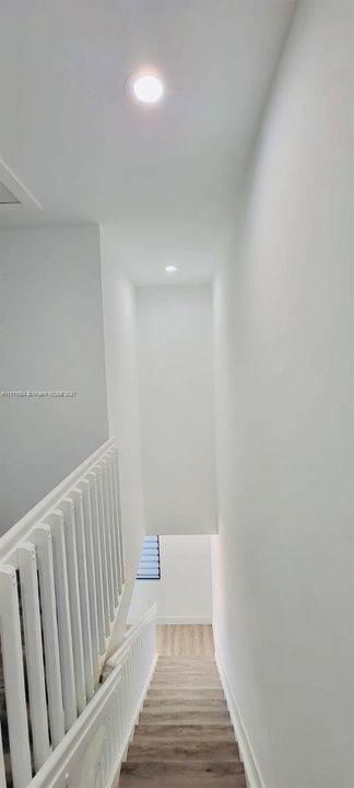 Recently Rented: $2,150 (3 beds, 2 baths, 1480 Square Feet)