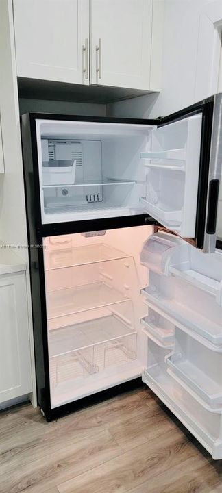 Recently Rented: $2,150 (3 beds, 2 baths, 1480 Square Feet)