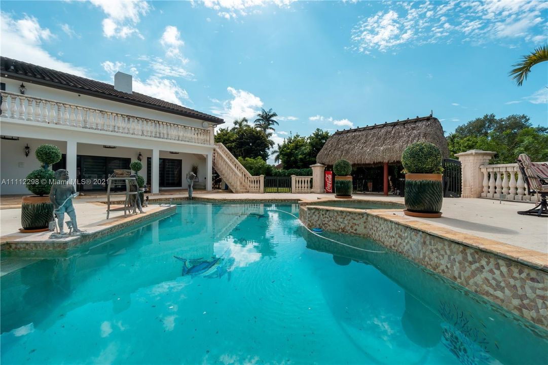 Recently Rented: $6,500 (4 beds, 3 baths, 4052 Square Feet)