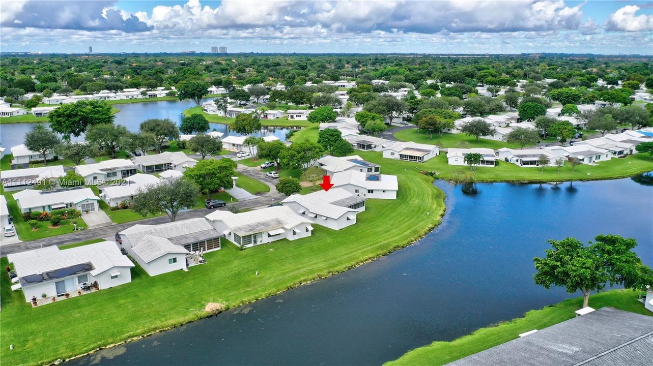 Vendido Recientemente: $325,000 (2 camas, 2 baños, 1560 Pies cuadrados)