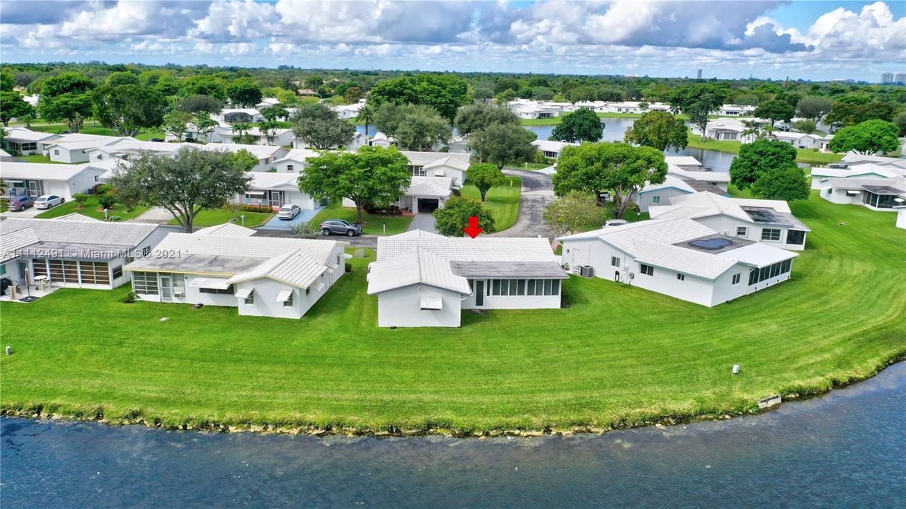 Vendido Recientemente: $325,000 (2 camas, 2 baños, 1560 Pies cuadrados)