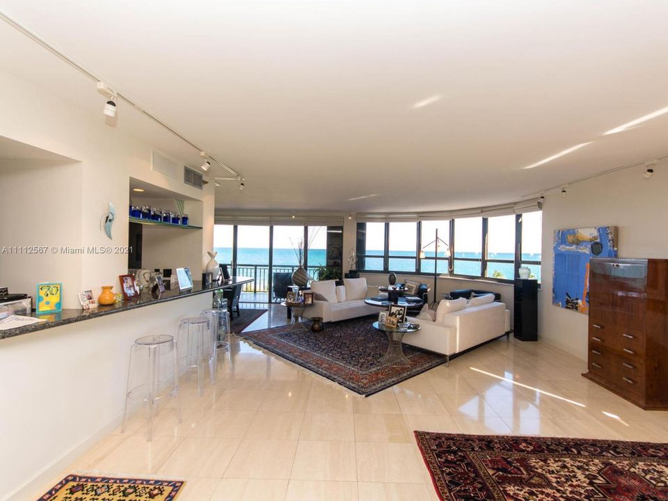 Recently Sold: $1,579,000 (3 beds, 2 baths, 2353 Square Feet)