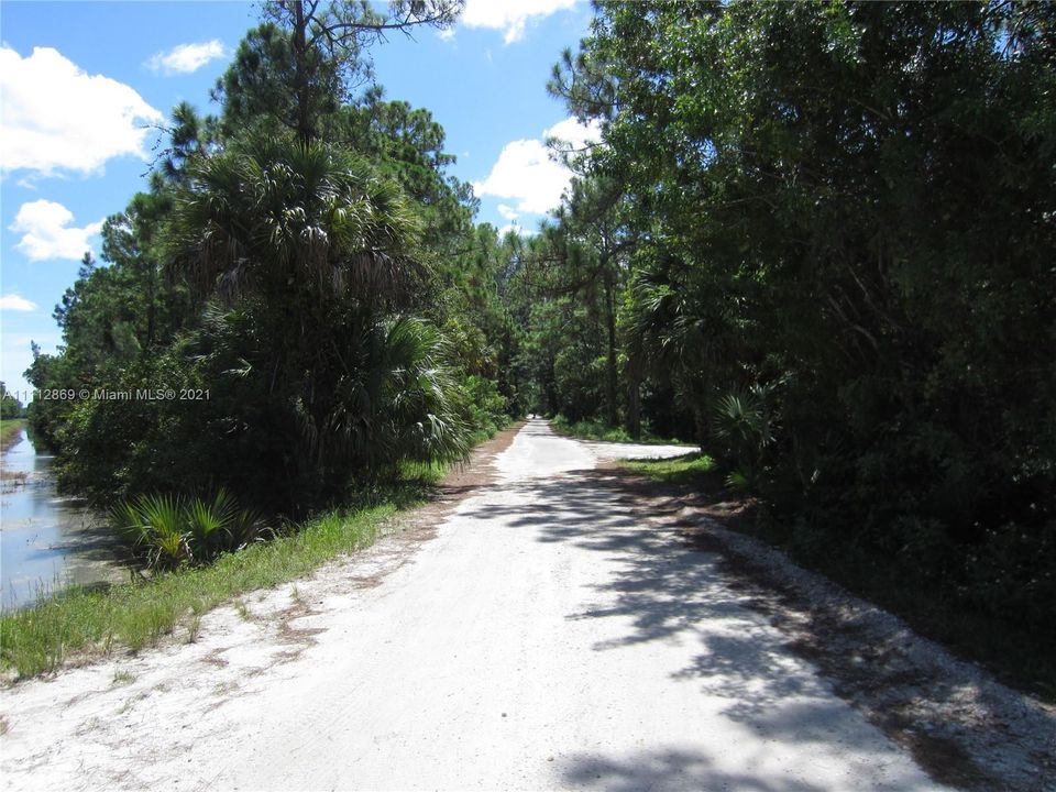 Vendido Recientemente: $299,999 (2.18 acres)