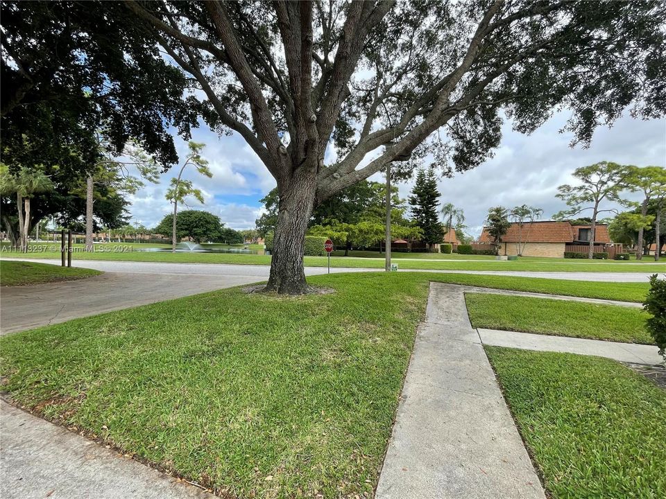 Recently Sold: $285,000 (3 beds, 3 baths, 1488 Square Feet)