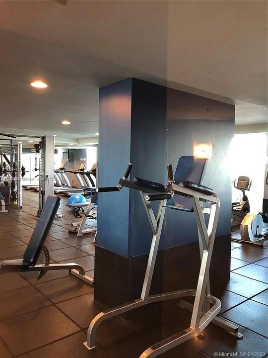 Recently Rented: $3,500 (2 beds, 2 baths, 1251 Square Feet)