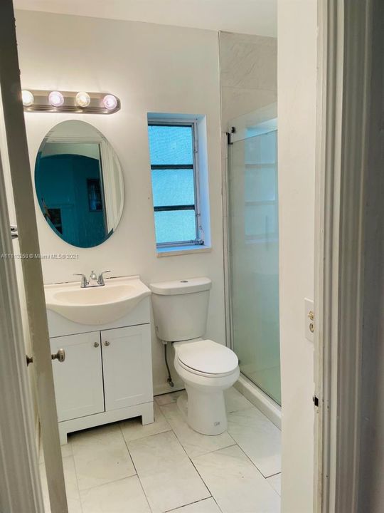 Recently Rented: $2,500 (3 beds, 2 baths, 1521 Square Feet)