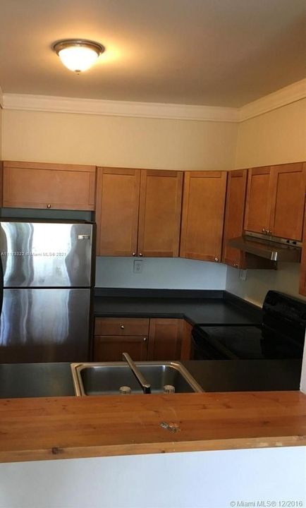 Recently Sold: $170,000 (1 beds, 1 baths, 480 Square Feet)