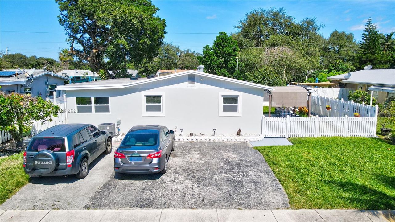Recently Sold: $600,000 (0 beds, 0 baths, 1849 Square Feet)