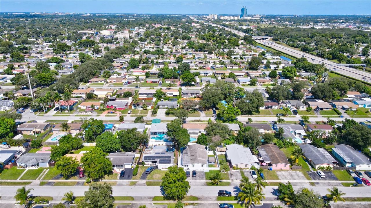 Recently Sold: $600,000 (0 beds, 0 baths, 1849 Square Feet)
