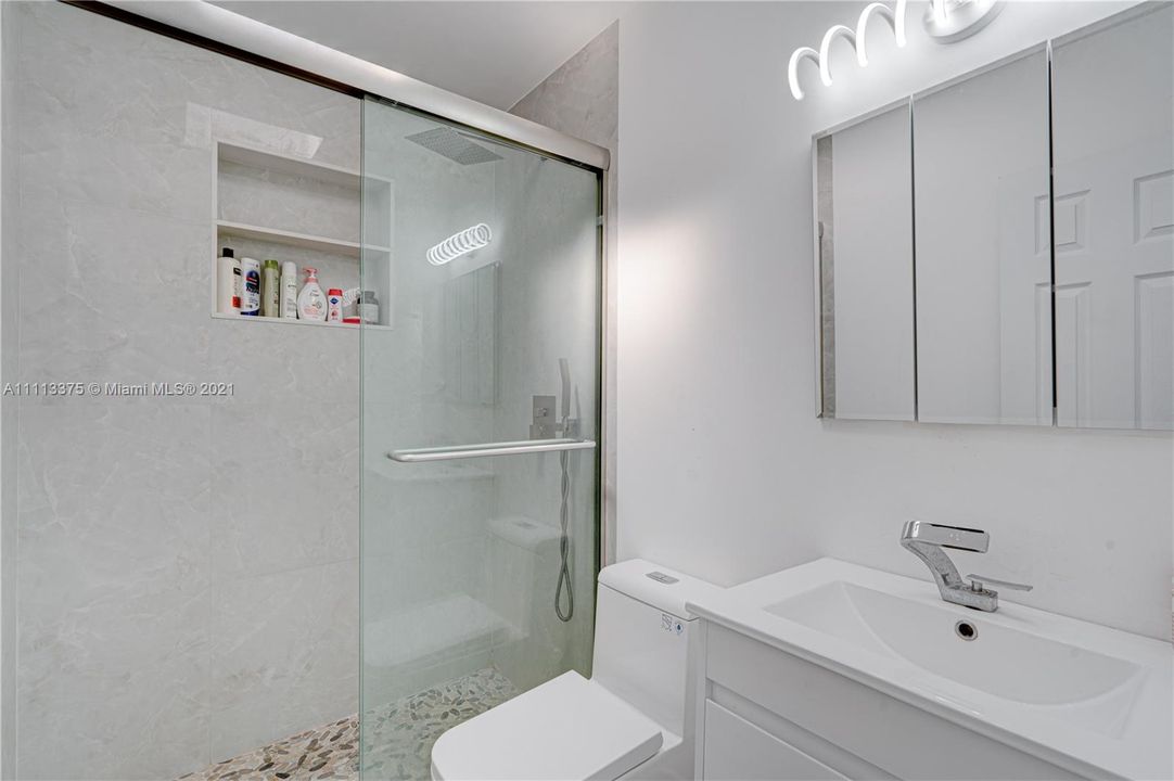 Recently Sold: $600,000 (0 beds, 0 baths, 1849 Square Feet)