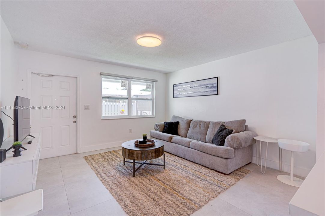 Recently Sold: $600,000 (0 beds, 0 baths, 1849 Square Feet)
