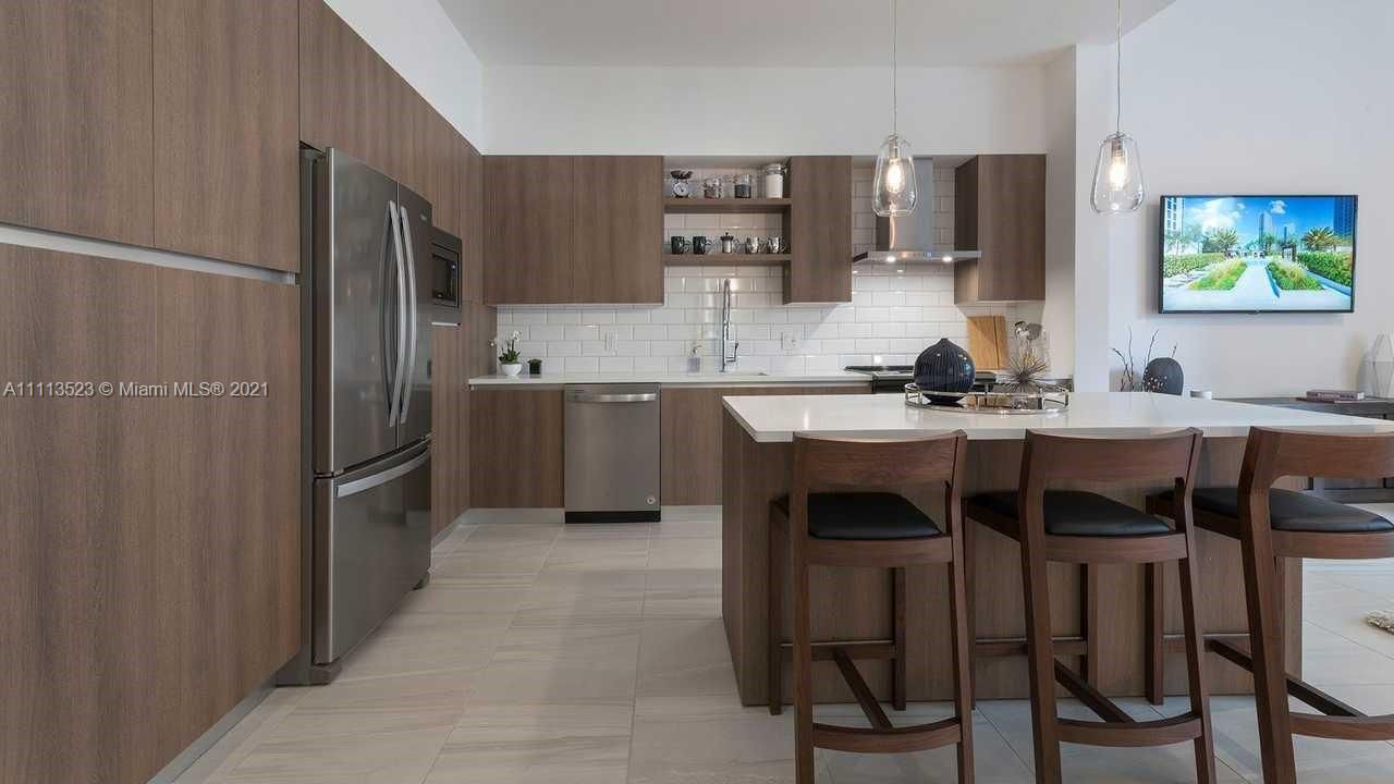 Recently Rented: $2,539 (1 beds, 1 baths, 808 Square Feet)