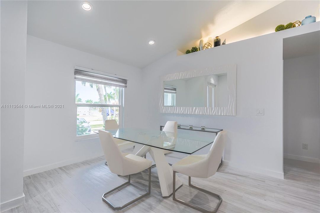 Recently Rented: $13,000 (3 beds, 2 baths, 0 Square Feet)