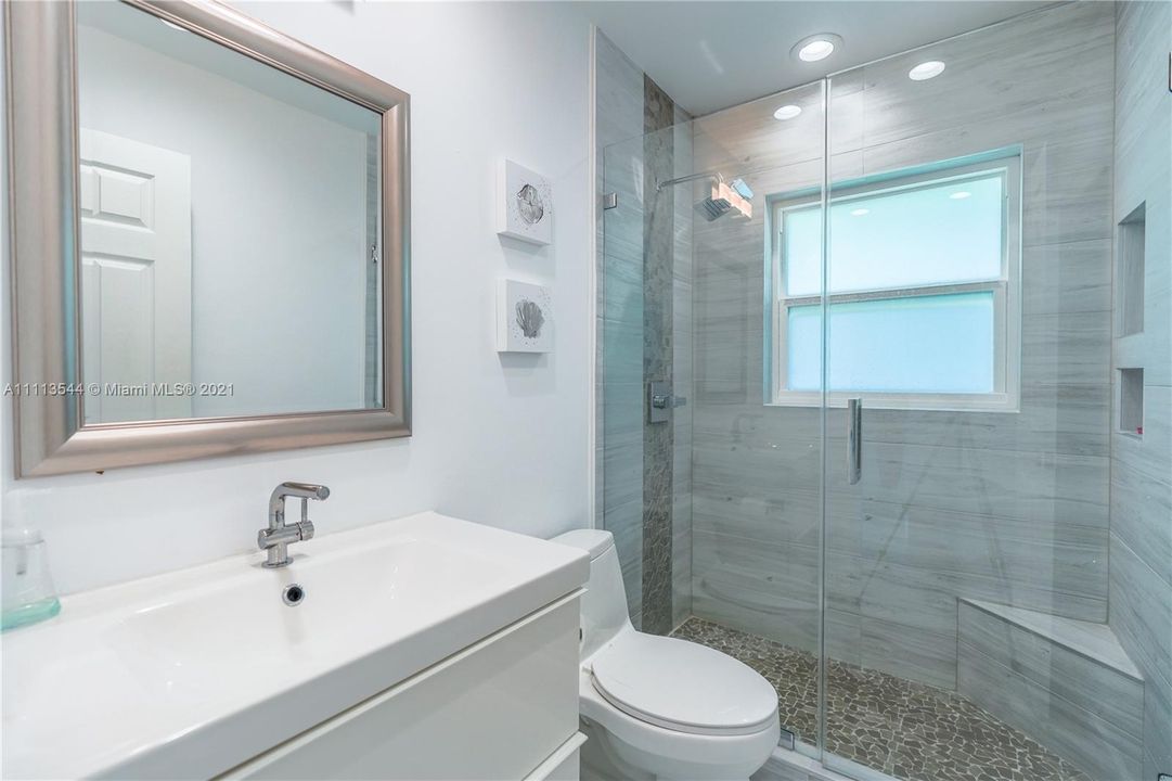 Recently Rented: $13,000 (3 beds, 2 baths, 0 Square Feet)