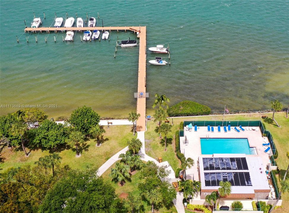 Recently Rented: $5,000 (2 beds, 2 baths, 1470 Square Feet)