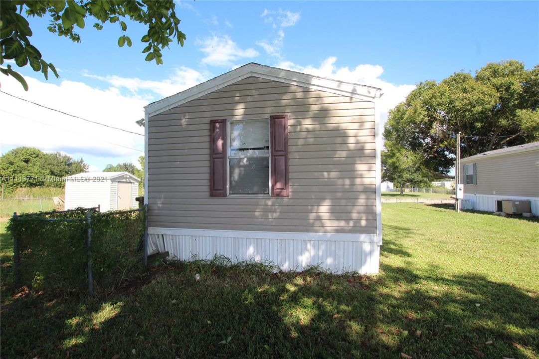 Recently Sold: $69,000 (2 beds, 1 baths, 672 Square Feet)