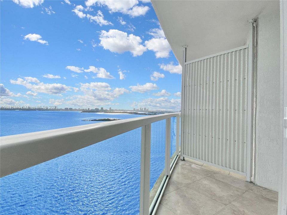 Recently Rented: $4,500 (2 beds, 2 baths, 1368 Square Feet)