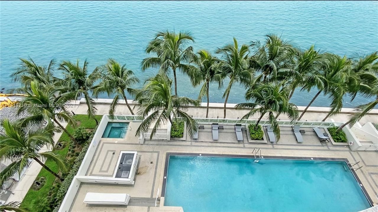 Recently Rented: $4,500 (2 beds, 2 baths, 1368 Square Feet)