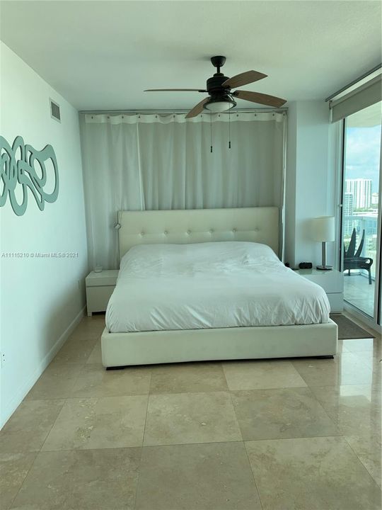 Recently Rented: $4,500 (2 beds, 2 baths, 1368 Square Feet)