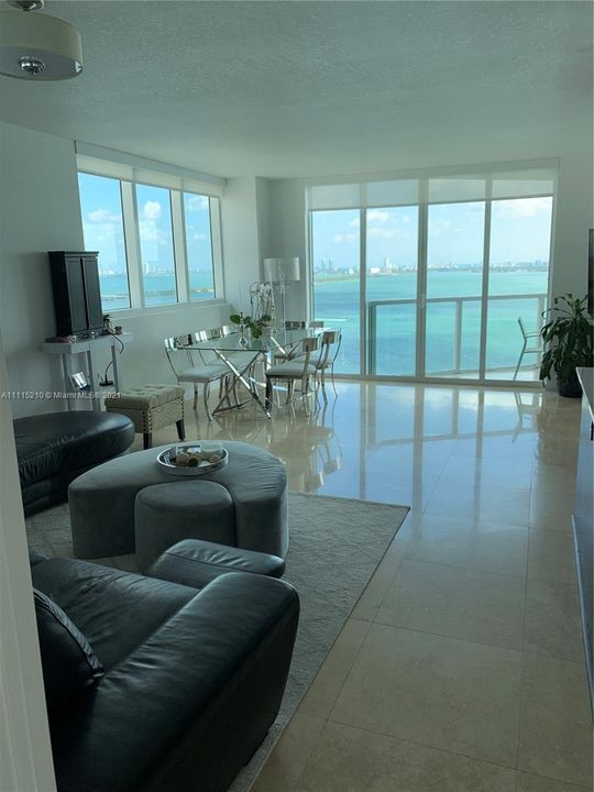 Recently Rented: $4,500 (2 beds, 2 baths, 1368 Square Feet)