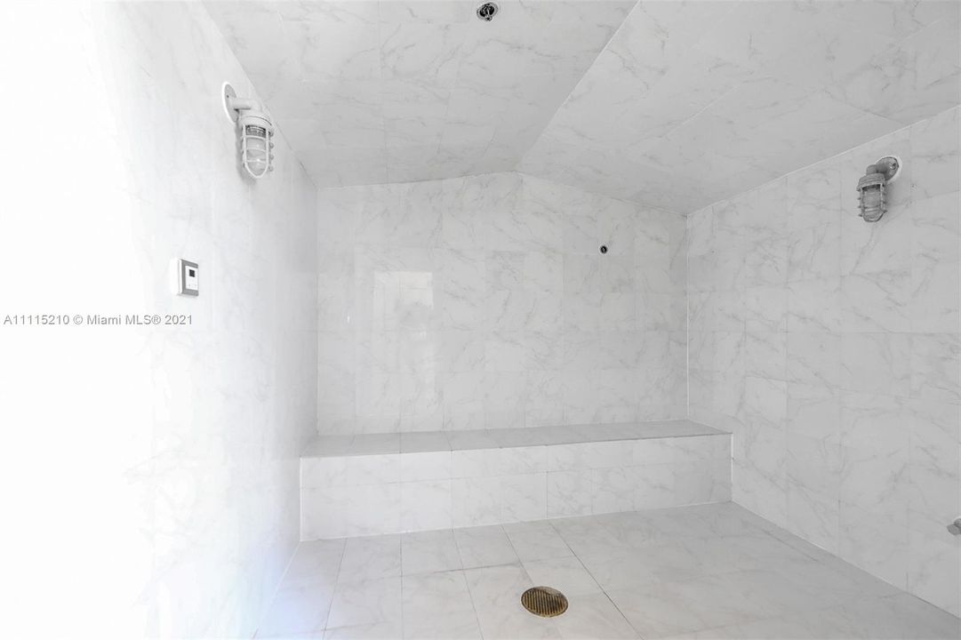Recently Rented: $4,500 (2 beds, 2 baths, 1368 Square Feet)