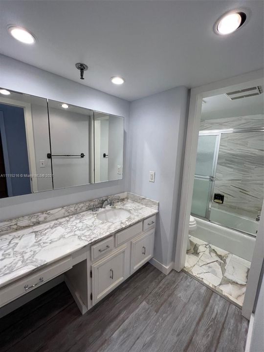 Recently Sold: $477,777 (2 beds, 2 baths, 1315 Square Feet)