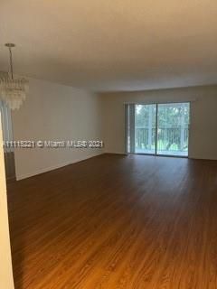 Recently Sold: $200,000 (1 beds, 1 baths, 845 Square Feet)
