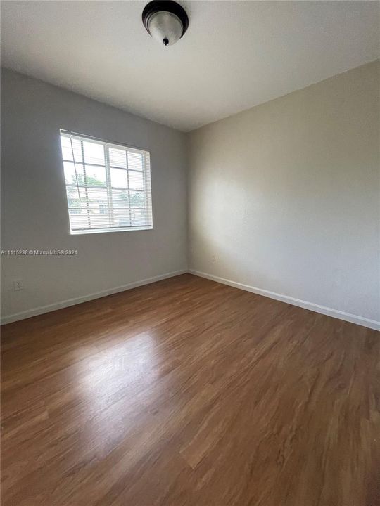 Recientemente alquilado: $2,000 (3 camas, 2 baños, 1528 Pies cuadrados)