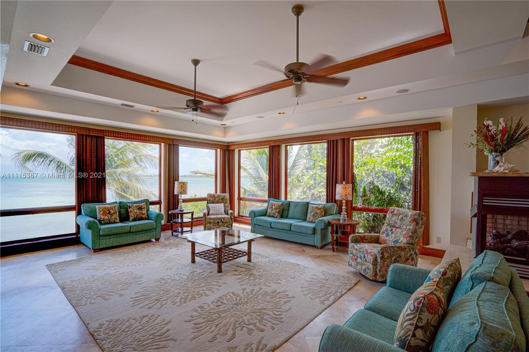 Recently Sold: $9,000,000 (5 beds, 5 baths, 0 Square Feet)