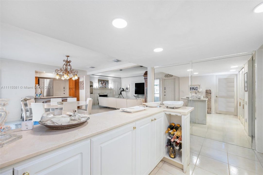 Recently Sold: $1,999,999 (4 beds, 4 baths, 1950 Square Feet)