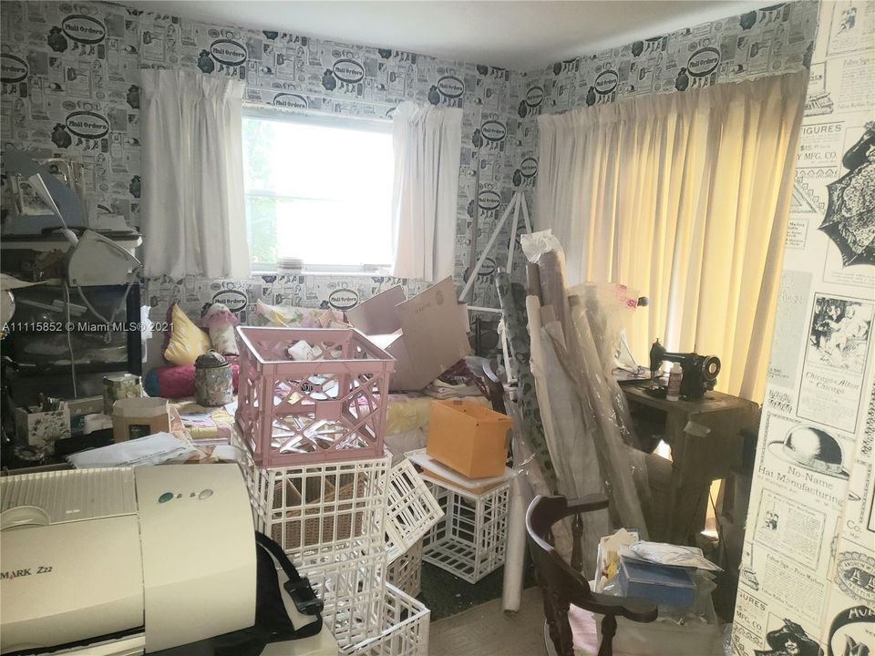 Vendido Recientemente: $325,000 (4 camas, 2 baños, 1438 Pies cuadrados)